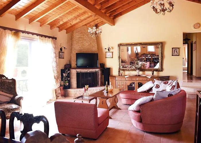 Villa Classical Anta *