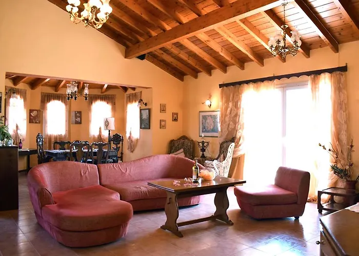 Villa Classical Anta *